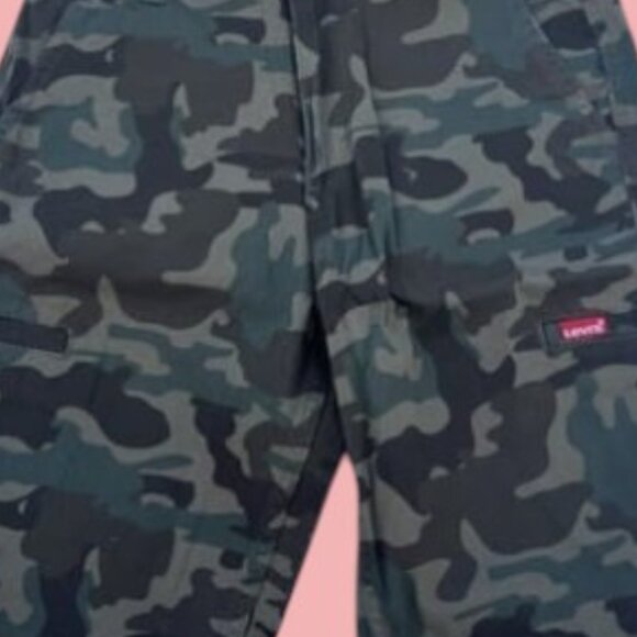 Levi's Boys Khaki Camo Shorts Zip Fly & Button Closure NWT - Picture 4 of 4